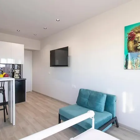 Elegant Near 7 Gazi